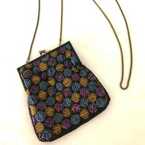 VINTAGE GORGEOUS RETRO 1960'S BEADED PURSE WITH BLACK AND GOLD CIRCULAR DESIGN!